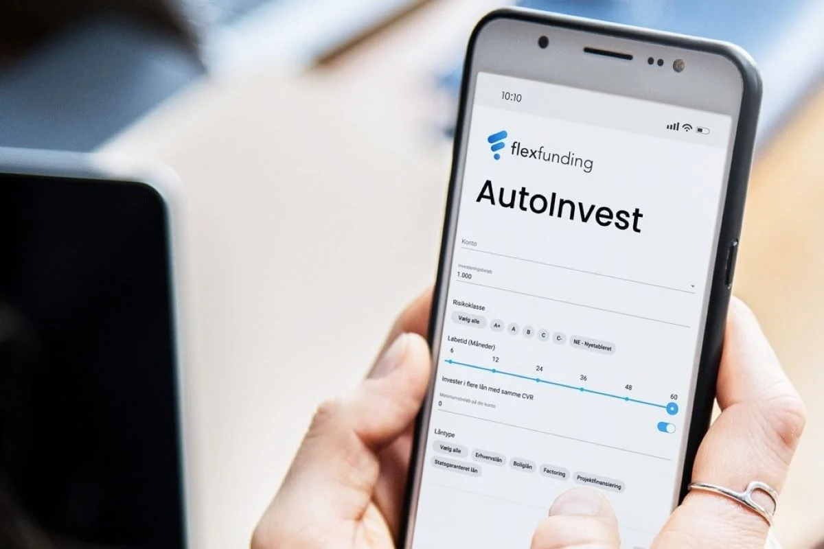 Flex Funding blev grundlagt i 2013 og er den første crowdlending-platform i Danmark. På platformen har investorerne mulighed for at låne penge til virksomheder, så længe de investerer mindst 200 kroner. Platformen har et årligt gennemsnitligt afkast på 5,52 %. Indtil nu har Flex Funding formidlet lån til virksomheder i over 500 millioner kroner, hvilket gør dem til den andenstørste crowdlending-platform i Danmark. Investorer skal dog være opmærksomme på, at de kan miste deres investeringer, hvis den lånte virksomhed går konkurs, da de først er blevet gennemgået af en kreditvurdering. (Foto: Flex Funding)