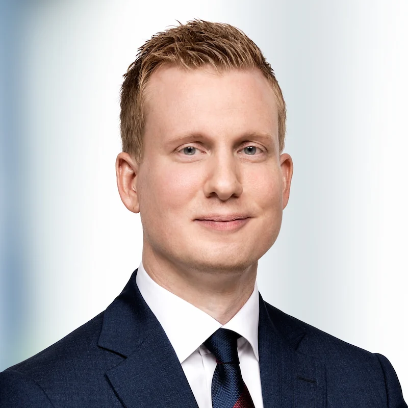 Brian Friis Helmer er privatøkonom i Arbejdernes Landsbank. Han er ikke overrasket over de nye løntal for 2023. (Foto: Arbejdernes Landsbank)