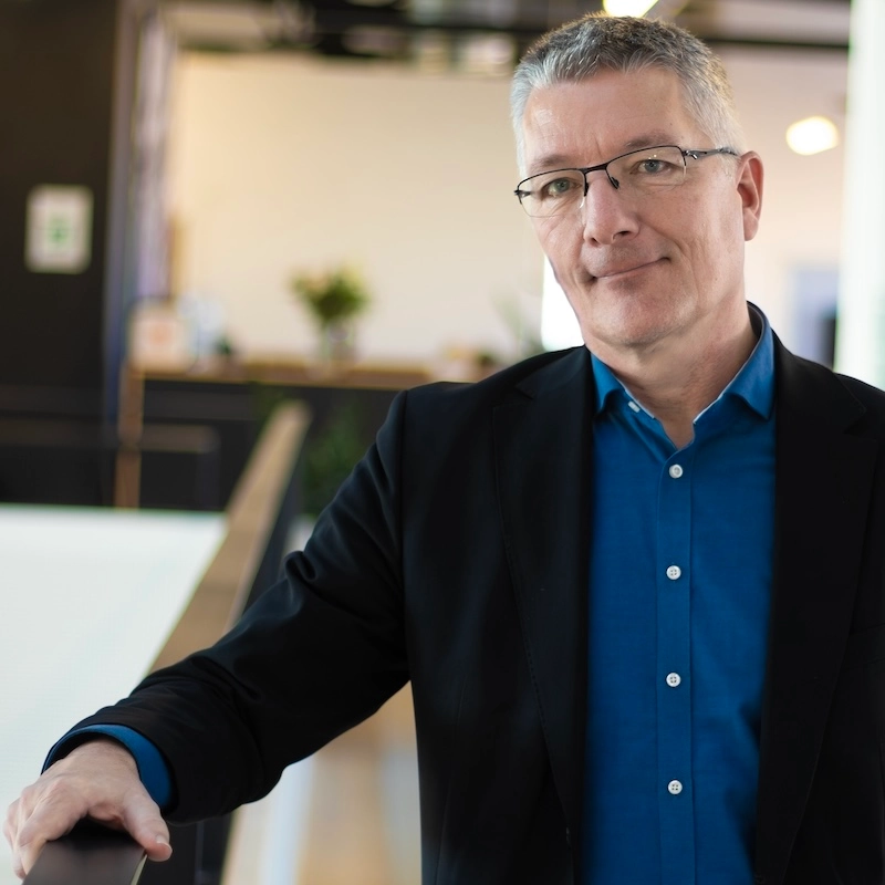 Den nye forbrugerombudsmand, 54-årige cand.jur. Torben Jensen, blev udpeget 1. januar 2024. Han har været vicedirektør i Folketingets Administration, generalsekretær i Det Danske Advokatsamfund og kontorchef i Justitsministeriet. (Foto: Forbrugerombudsmanden)